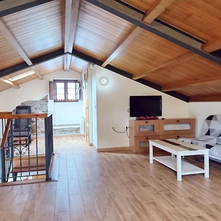 Schoenes Duplex Mit Aussicht- Pool Und Garten By Interhome 아파트 *