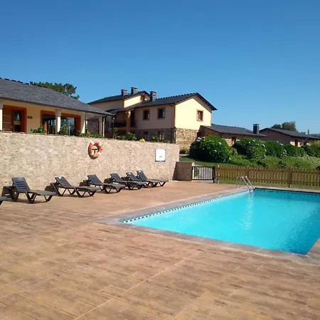 Schoenes Duplex Mit Aussicht- Pool Und Garten By Interhome Lejlighed *