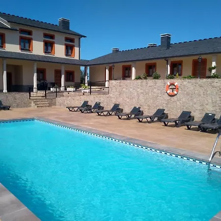 Lejlighed Schoenes Duplex Mit Aussicht- Pool Und Garten By Interhome Santa Gadea (Asturias)